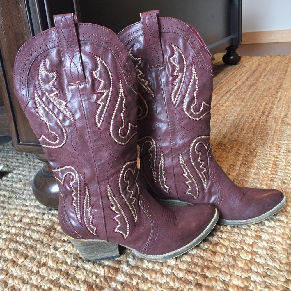 Very Volatile western boots